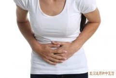 武汉中南路有个治脾胃厉害的中医张压西：反复便溏4个月上腹部闷胀中医怎