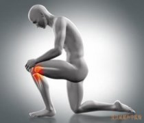 关节肿胀活动时发出噼啪声膝关节骨性关节炎中医推拿有没有用?