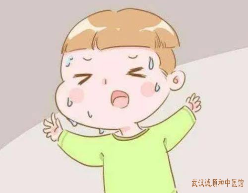 湖北省著名老中医排名李家发教授：小儿自汗白天全身出汗活动后加重吃什么中药能治好？