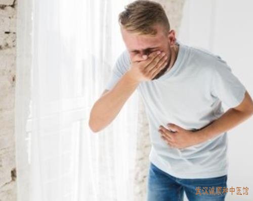 肠胃病老中医吴隆贵：消化不良胃痞自汗明显痰湿内蕴用什么中药有效?