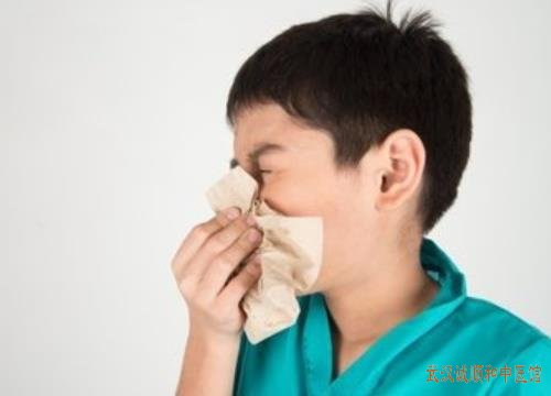 武汉看儿科的老中医王大宪：孩子反复鼻腔出血阴血愈亏虚火上炎中医怎么治?