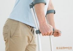 骨病名老中医柳新樵：骨折术后愈合不良神疲乏力肝肾不足中医怎么调理好