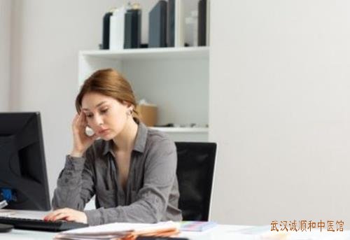 心肾不交失眠怎么办如何治疗？