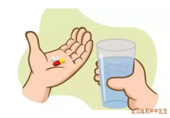 神经性皮炎愈合后会容易复发吗？日常护理时在饮食上需要注意些什么？