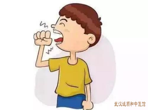 武汉广埠屯有位看咳嗽厉害的中医：小儿变应性咳嗽睡前咳以及咽痒即咳怎么治？